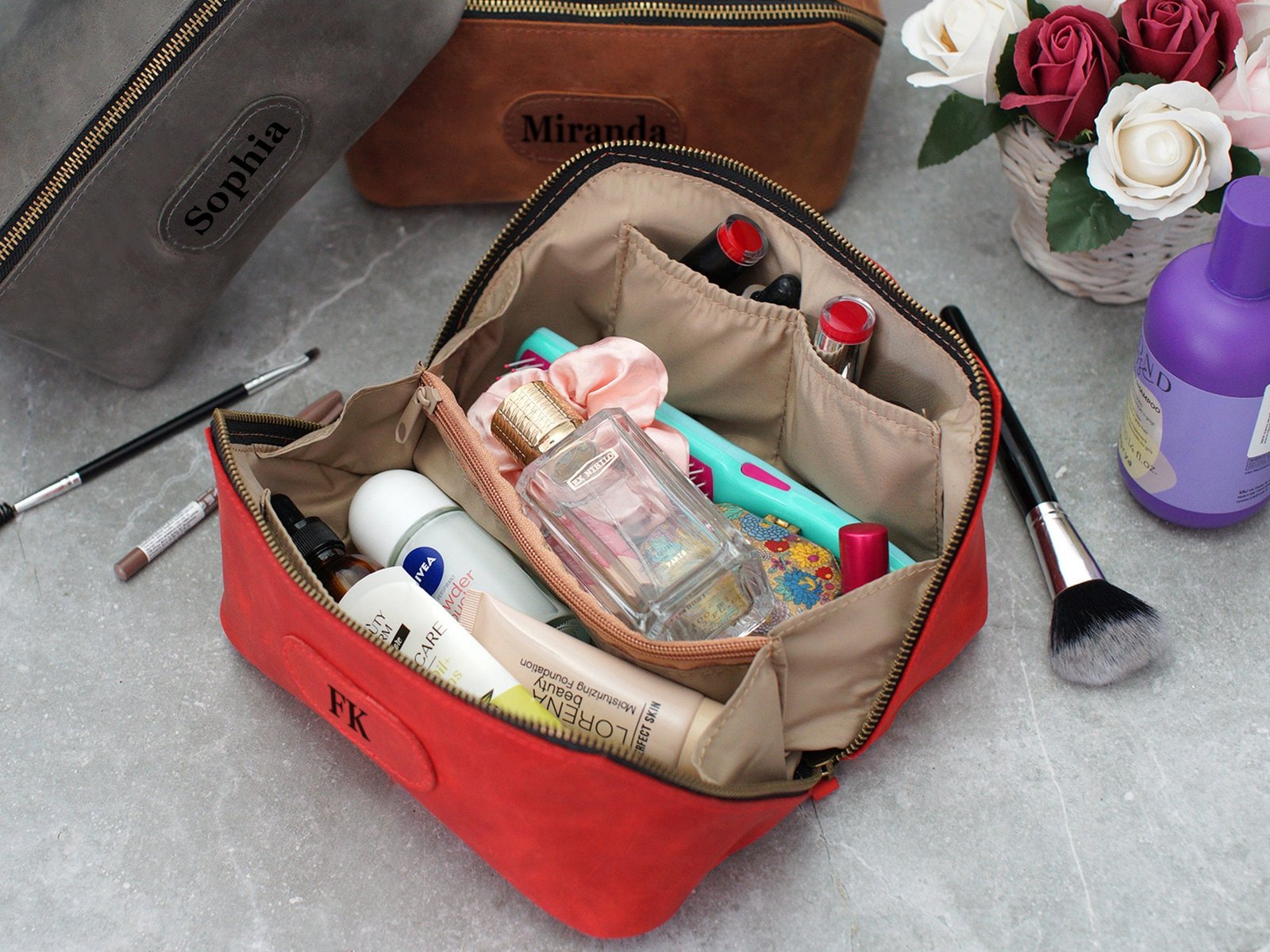 Personalized Leather Travel Makeup Bag, Open Flat Make Up Organizer with Divider and Handle, Women's Dopp Kit, Custom Cosmetic Bag for Her